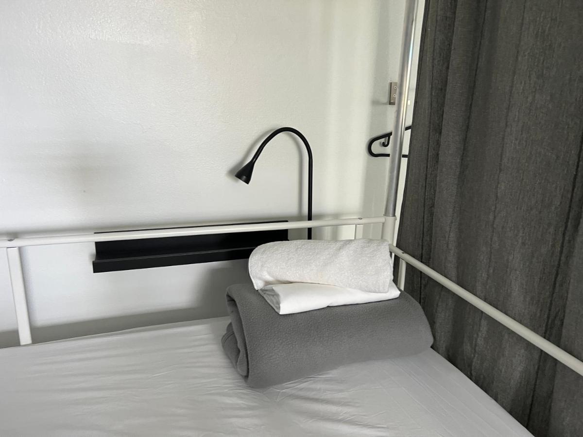 Nomada Beach Hostel- Isla Verde San Juan Eksteriør bilde