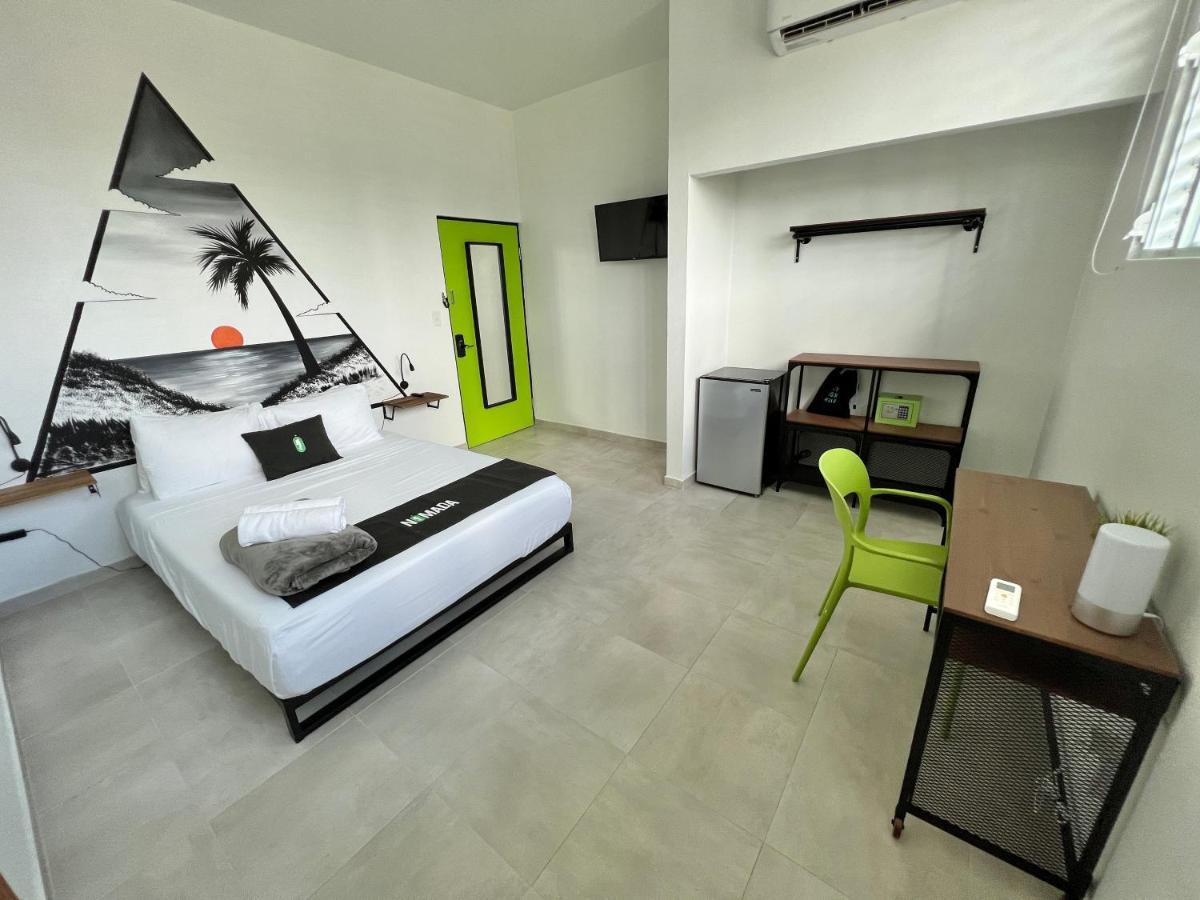 Nomada Beach Hostel- Isla Verde San Juan Eksteriør bilde