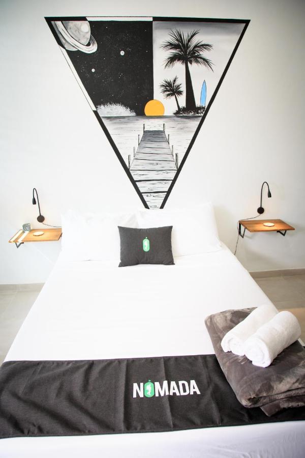 Nomada Beach Hostel- Isla Verde San Juan Eksteriør bilde
