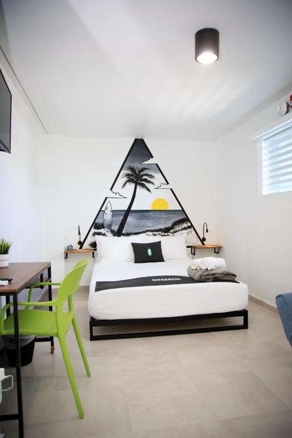 Nomada Beach Hostel- Isla Verde San Juan Eksteriør bilde