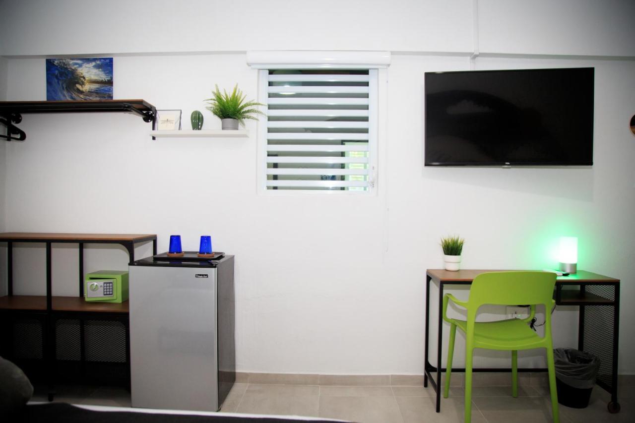Nomada Beach Hostel- Isla Verde San Juan Eksteriør bilde